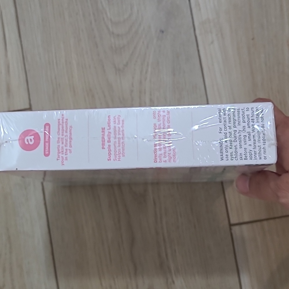 Skincare Moisturizer Set - Pink, Purple, Blue - Picture 2 of 5